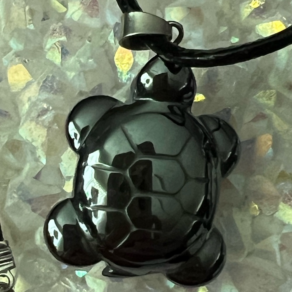 New Hematite Turtle Necklace - image 1